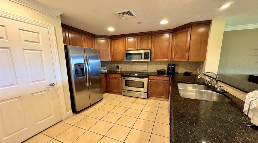 REUNION, Florida 34747, 3 Bedrooms Bedrooms, ,3 BathroomsBathrooms,Residential,For Sale,CENTRE COURT RIDGE,0,MFRS5120023