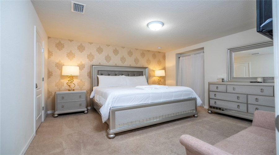 KISSIMMEE, Florida 34747, 4 Bedrooms Bedrooms, ,3 BathroomsBathrooms,Residential,For Sale,ADRIATICO,MFRO6279085