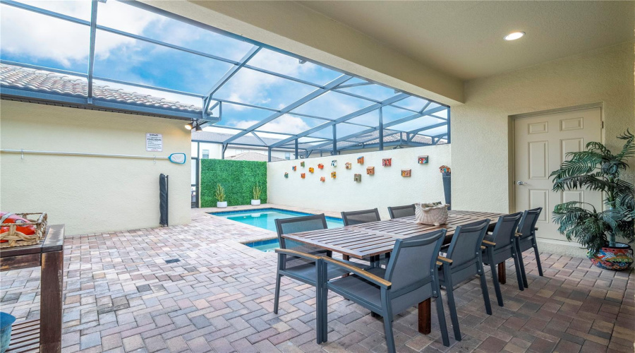 KISSIMMEE, Florida 34747, 4 Bedrooms Bedrooms, ,3 BathroomsBathrooms,Residential,For Sale,ADRIATICO,MFRO6279085