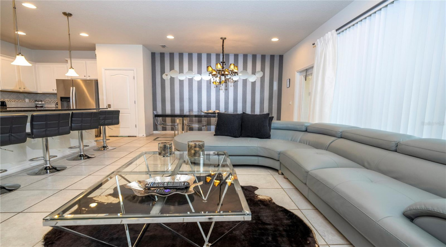 KISSIMMEE, Florida 34747, 4 Bedrooms Bedrooms, ,3 BathroomsBathrooms,Residential,For Sale,ADRIATICO,MFRO6279085