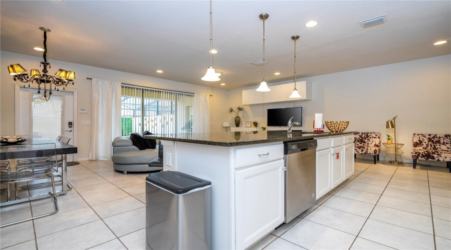 KISSIMMEE, Florida 34747, 4 Bedrooms Bedrooms, ,3 BathroomsBathrooms,Residential,For Sale,ADRIATICO,MFRO6279085