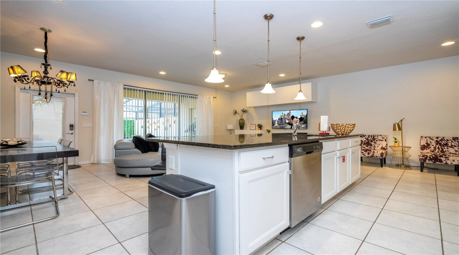 KISSIMMEE, Florida 34747, 4 Bedrooms Bedrooms, ,3 BathroomsBathrooms,Residential,For Sale,ADRIATICO,MFRO6279085