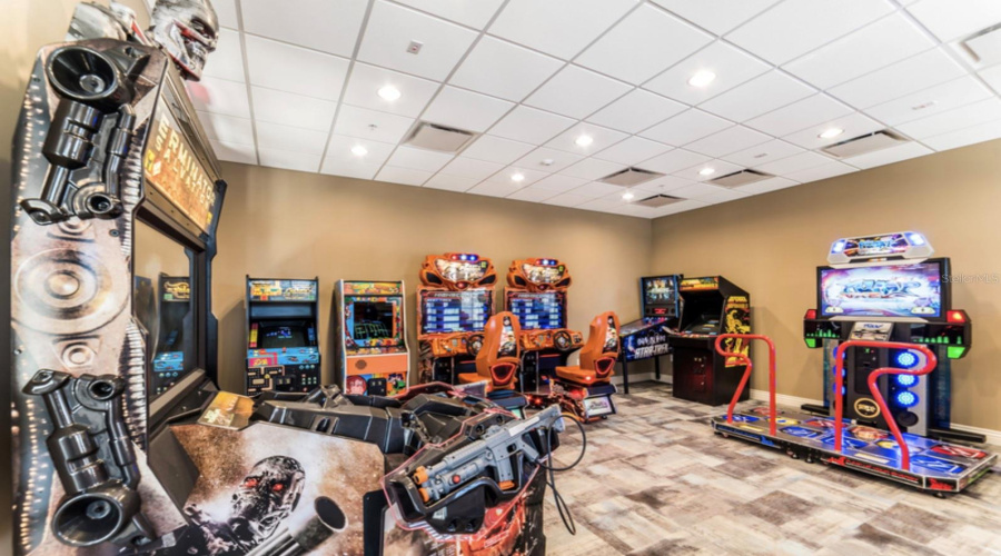 KISSIMMEE, Florida 34747, 4 Bedrooms Bedrooms, ,3 BathroomsBathrooms,Residential,For Sale,ADRIATICO,MFRO6279085