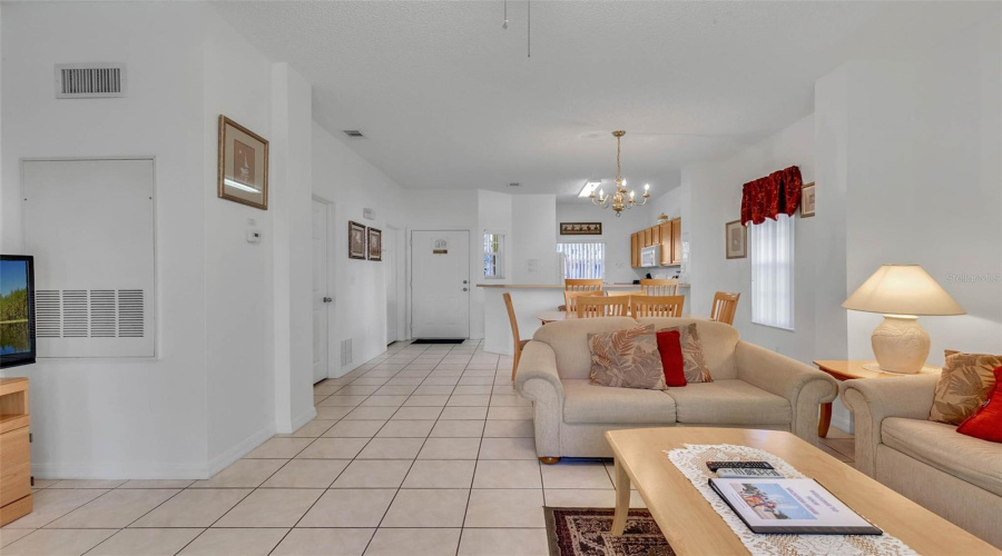 Kissimmee, Florida 34747, 3 Bedrooms Bedrooms, ,2 Bathroomsbathrooms,Residential,For Sale,Crystal Cove,Mfro6279178