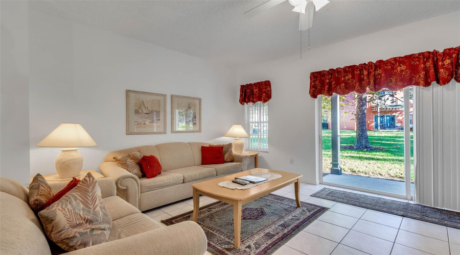 Kissimmee, Florida 34747, 3 Bedrooms Bedrooms, ,2 Bathroomsbathrooms,Residential,For Sale,Crystal Cove,Mfro6279178