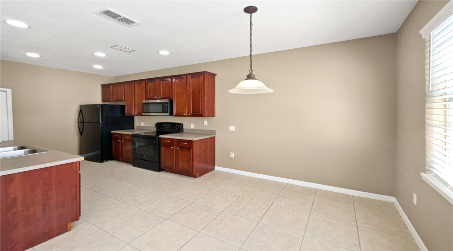 KISSIMMEE, Florida 34746, 3 Bedrooms Bedrooms, ,2 BathroomsBathrooms,Residential,For Sale,GRASMERE VIEW,MFRO6279534