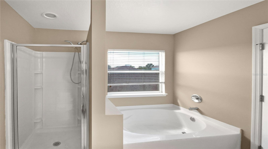 KISSIMMEE, Florida 34746, 3 Bedrooms Bedrooms, ,2 BathroomsBathrooms,Residential,For Sale,GRASMERE VIEW,MFRO6279534