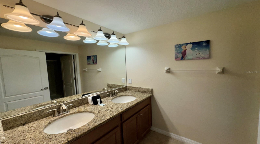 KISSIMMEE, Florida 34746, 4 Bedrooms Bedrooms, ,3 BathroomsBathrooms,Residential,For Sale,CLOCK TOWER,MFRS5120462