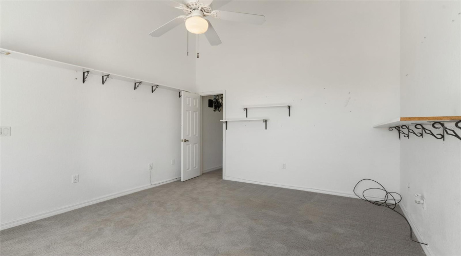 DAVENPORT, Florida 33837, 4 Bedrooms Bedrooms, ,3 BathroomsBathrooms,Residential,For Sale,VINE DR,0,MFRTB8348007