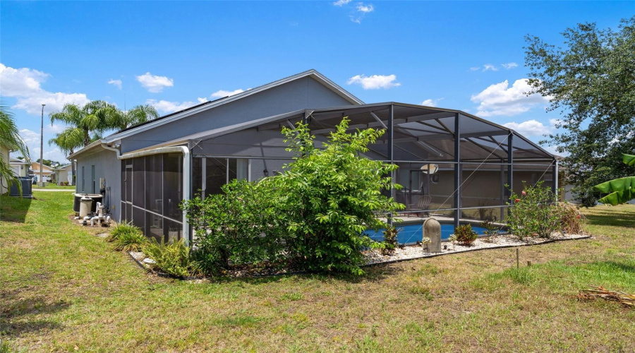 DAVENPORT, Florida 33837, 4 Bedrooms Bedrooms, ,3 BathroomsBathrooms,Residential,For Sale,VINE DR,0,MFRTB8348007