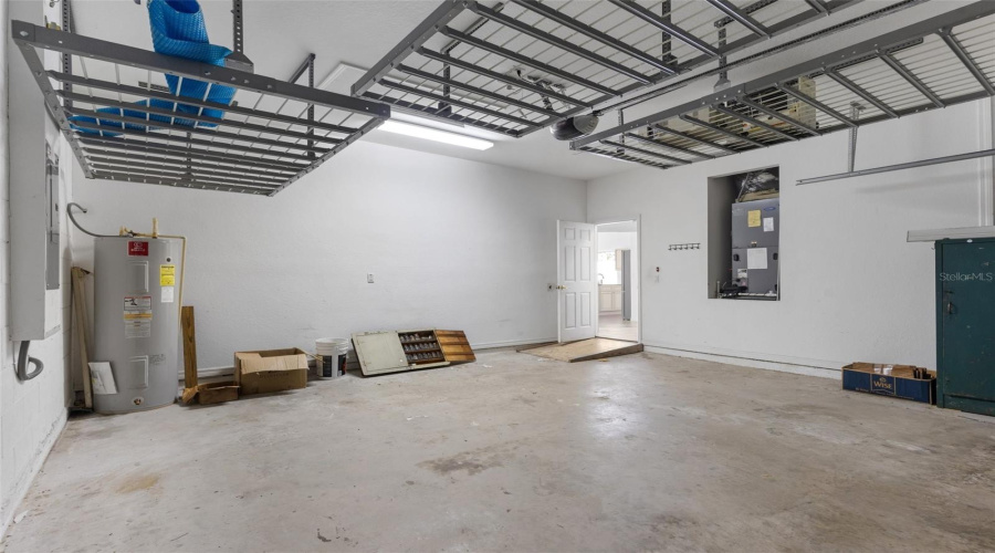 DAVENPORT, Florida 33837, 4 Bedrooms Bedrooms, ,3 BathroomsBathrooms,Residential,For Sale,VINE DR,0,MFRTB8348007