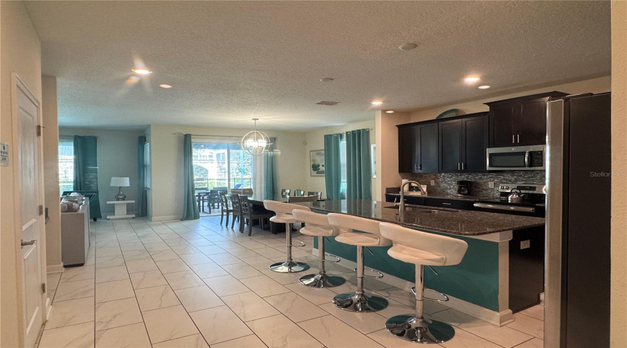 Davenport, Florida 33896, 6 Bedrooms Bedrooms, ,5 Bathroomsbathrooms,Residential,For Sale,Tempo,Mfro6278227