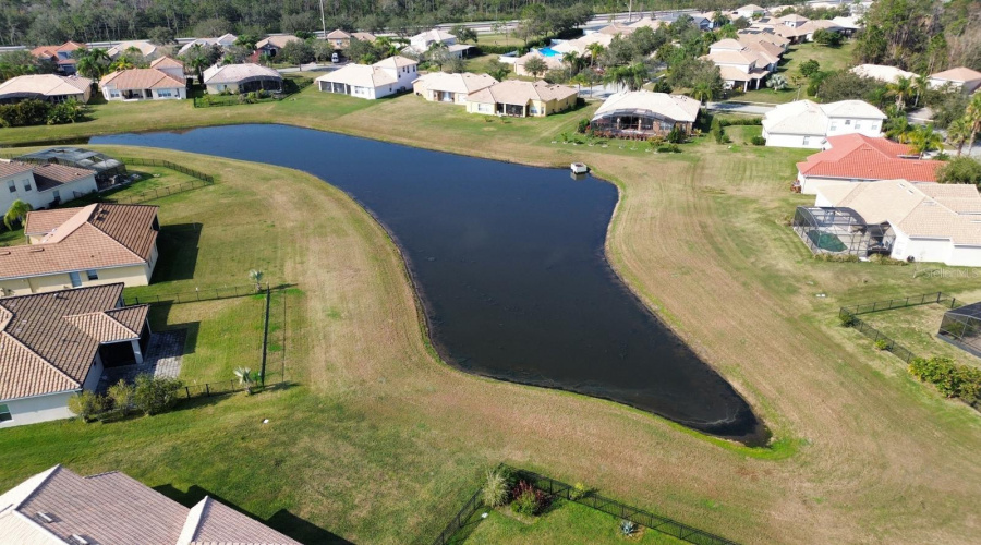 KISSIMMEE, Florida 34746, 4 Bedrooms Bedrooms, ,2 BathroomsBathrooms,Residential,For Sale,NAVIGATOR,0,MFRS5120429