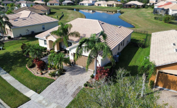 KISSIMMEE, Florida 34746, 4 Bedrooms Bedrooms, ,2 BathroomsBathrooms,Residential,For Sale,NAVIGATOR,0,MFRS5120429