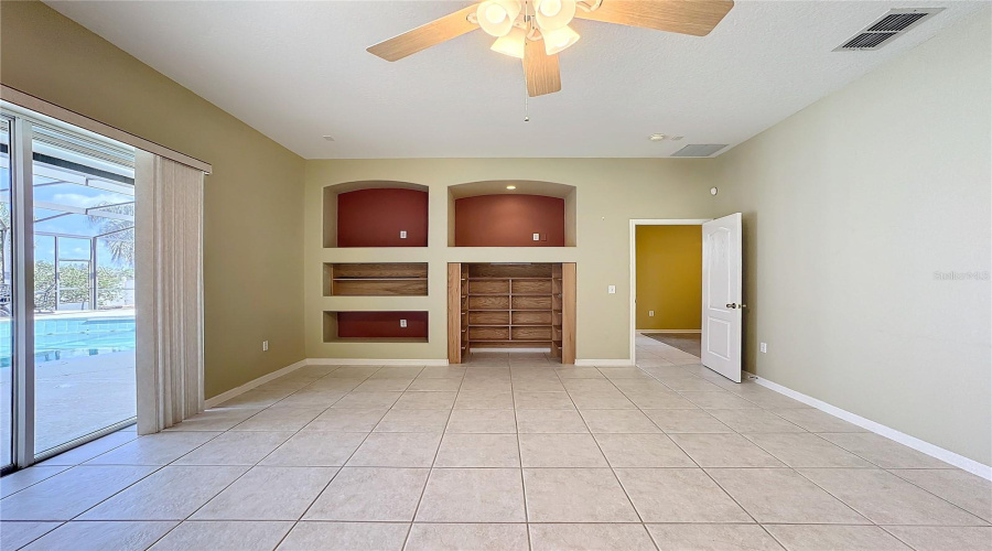 Davenport, Florida 33837, 4 Bedrooms Bedrooms, ,3 Bathroomsbathrooms,Residential,For Sale,Grand Reserve,Mfrg5092731