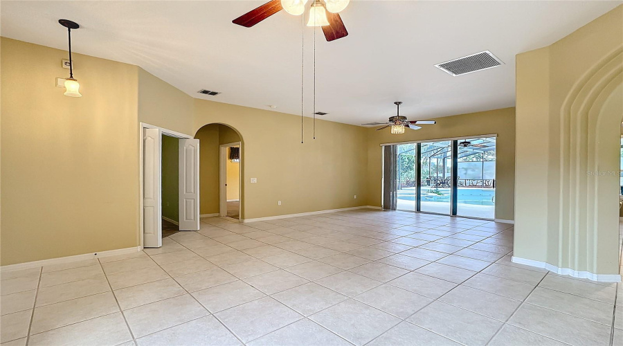 Davenport, Florida 33837, 4 Bedrooms Bedrooms, ,3 Bathroomsbathrooms,Residential,For Sale,Grand Reserve,Mfrg5092731