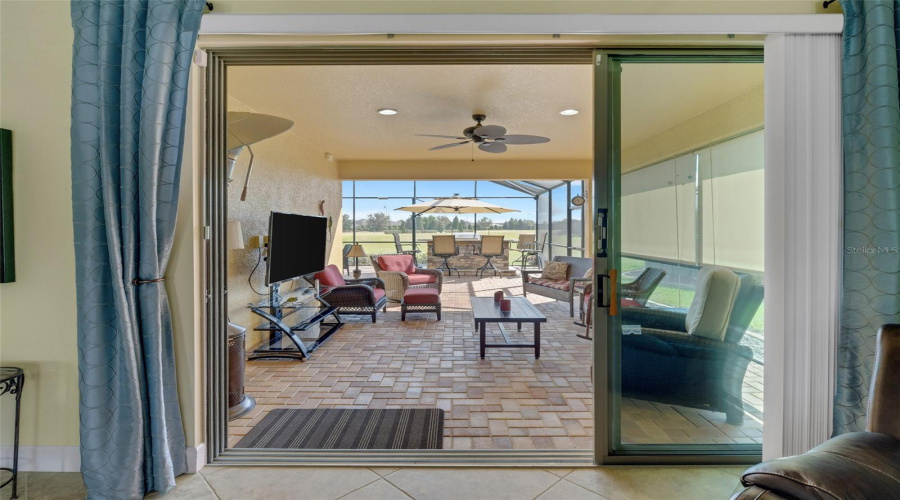 DAVENPORT, Florida 33837, 2 Bedrooms Bedrooms, ,2 BathroomsBathrooms,Residential,For Sale,ALMERIA,0,MFRS5120376