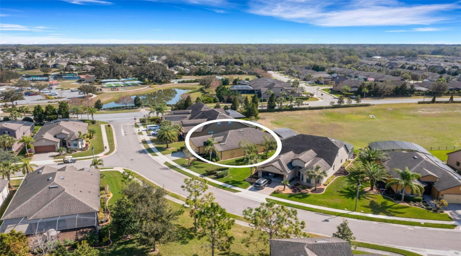 DAVENPORT, Florida 33837, 2 Bedrooms Bedrooms, ,2 BathroomsBathrooms,Residential,For Sale,ALMERIA,0,MFRS5120376