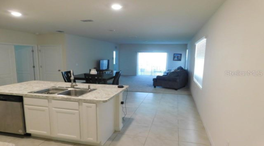 DAVENPORT, Florida 33837, 3 Bedrooms Bedrooms, ,2 BathroomsBathrooms,Residential,For Sale,BERRY,0,MFRS5120112