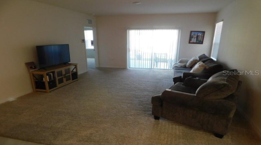 DAVENPORT, Florida 33837, 3 Bedrooms Bedrooms, ,2 BathroomsBathrooms,Residential,For Sale,BERRY,0,MFRS5120112