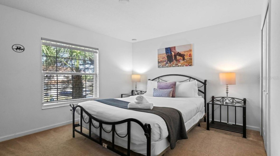 DAVENPORT, Florida 33837, 6 Bedrooms Bedrooms, ,4 BathroomsBathrooms,Residential,For Sale,MIRO,0,MFRO6279962