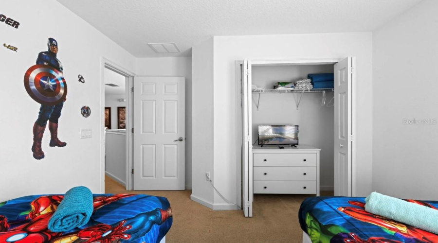 DAVENPORT, Florida 33837, 6 Bedrooms Bedrooms, ,4 BathroomsBathrooms,Residential,For Sale,MIRO,0,MFRO6279962