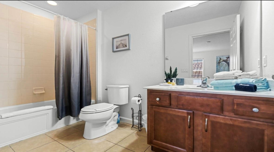 DAVENPORT, Florida 33837, 6 Bedrooms Bedrooms, ,4 BathroomsBathrooms,Residential,For Sale,MIRO,0,MFRO6279962