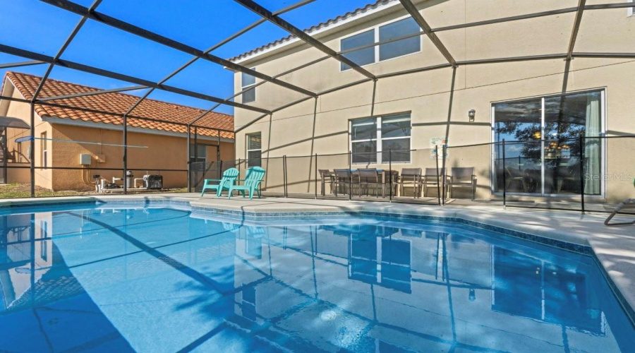 DAVENPORT, Florida 33837, 6 Bedrooms Bedrooms, ,4 BathroomsBathrooms,Residential,For Sale,MIRO,0,MFRO6279962