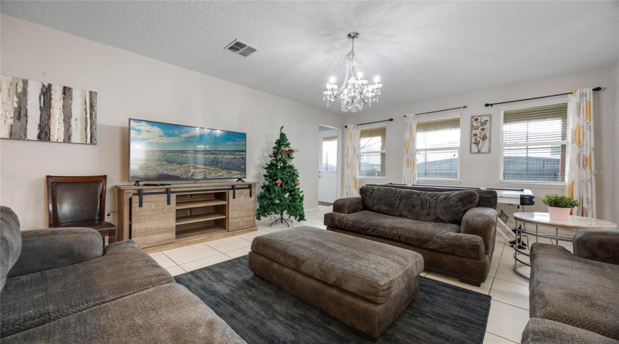 KISSIMMEE, Florida 34747, 7 Bedrooms Bedrooms, ,6 BathroomsBathrooms,Residential,For Sale,SUNSHINE RIDGE,0,MFRO6280131