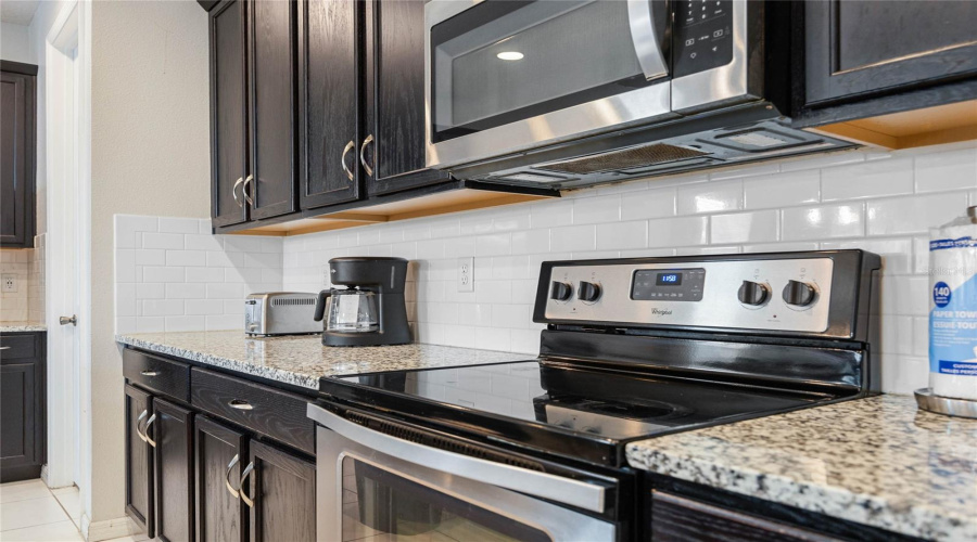 KISSIMMEE, Florida 34747, 7 Bedrooms Bedrooms, ,6 BathroomsBathrooms,Residential,For Sale,SUNSHINE RIDGE,0,MFRO6280131