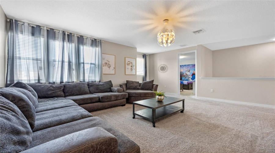 KISSIMMEE, Florida 34747, 7 Bedrooms Bedrooms, ,6 BathroomsBathrooms,Residential,For Sale,SUNSHINE RIDGE,0,MFRO6280131