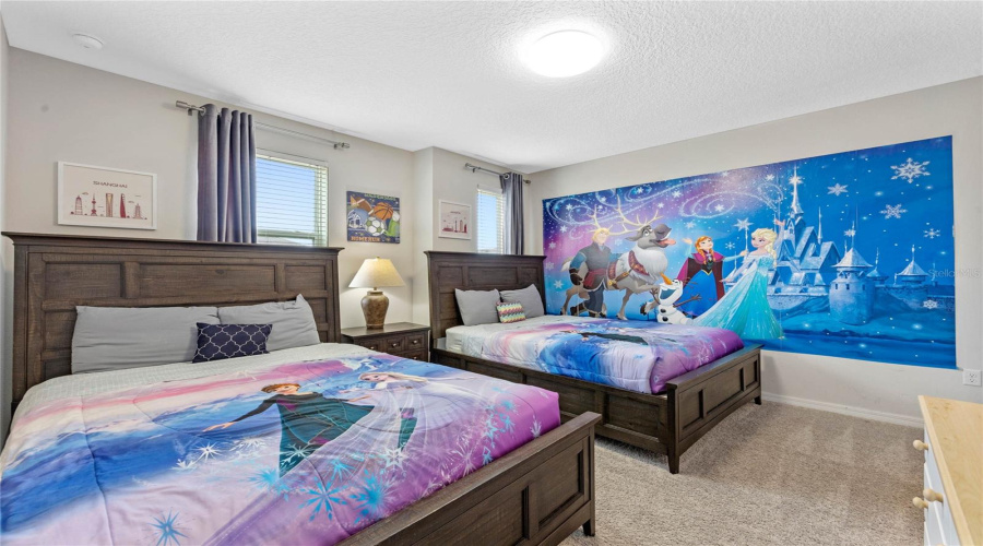 KISSIMMEE, Florida 34747, 7 Bedrooms Bedrooms, ,6 BathroomsBathrooms,Residential,For Sale,SUNSHINE RIDGE,0,MFRO6280131