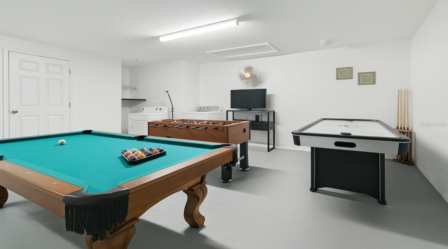 KISSIMMEE, Florida 34747, 5 Bedrooms Bedrooms, ,3 BathroomsBathrooms,Residential,For Sale,SUNRISE KEY,0,MFRS5120588
