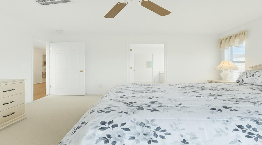 KISSIMMEE, Florida 34747, 5 Bedrooms Bedrooms, ,3 BathroomsBathrooms,Residential,For Sale,SUNRISE KEY,0,MFRS5120588