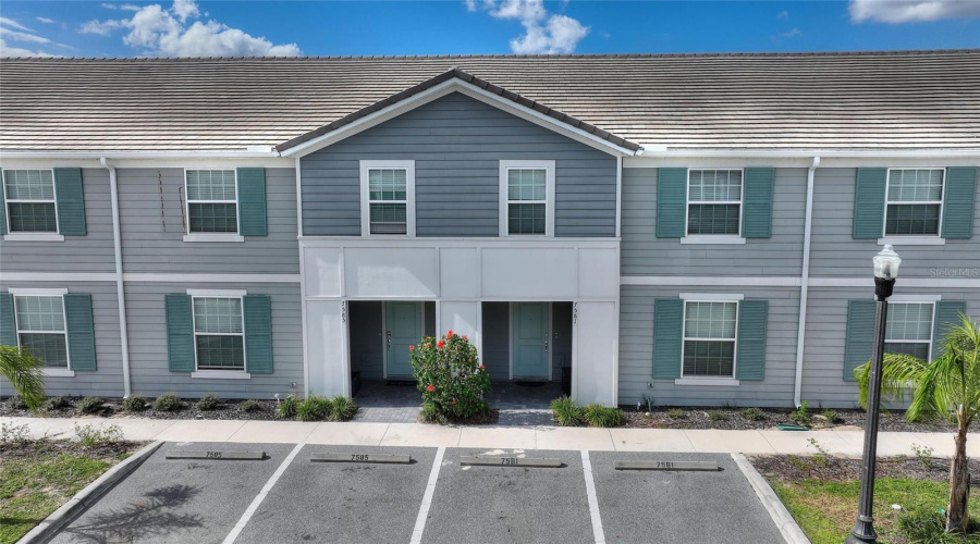 DAVENPORT, Florida 33837, 5 Bedrooms Bedrooms, ,4 BathroomsBathrooms,Residential,For Sale,OAK SPRING,0,MFRG5092856