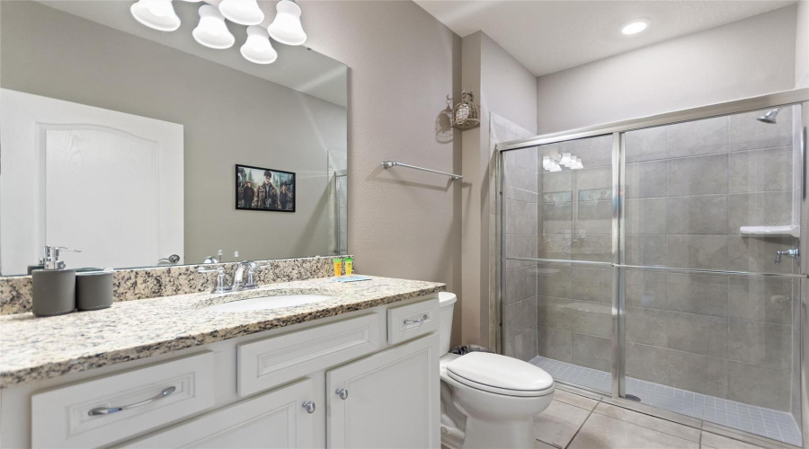 En-suite Bath