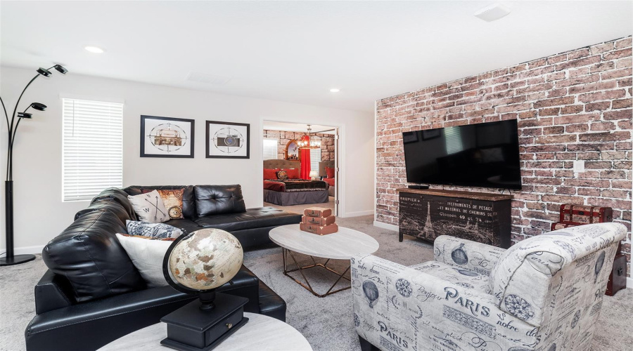 KISSIMMEE, Florida 34746, 8 Bedrooms Bedrooms, ,5 BathroomsBathrooms,Residential,For Sale,BOOKMARK,0,MFRO6279898