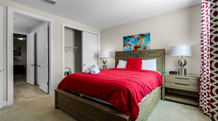 KISSIMMEE, Florida 34747, 8 Bedrooms Bedrooms, ,7 BathroomsBathrooms,Residential,For Sale,LASSO,0,MFRS5120195