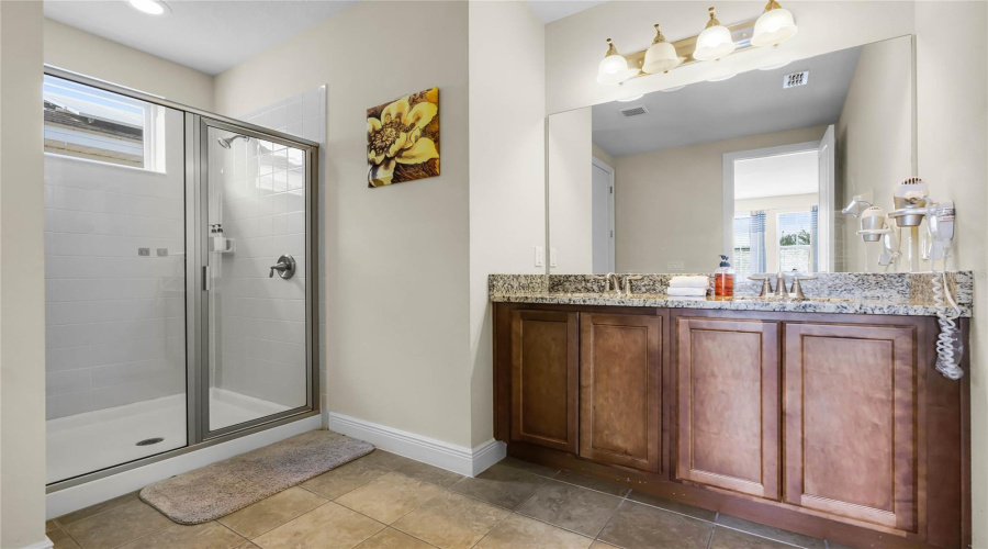 KISSIMMEE, Florida 34747, 8 Bedrooms Bedrooms, ,7 BathroomsBathrooms,Residential,For Sale,LASSO,0,MFRS5120195