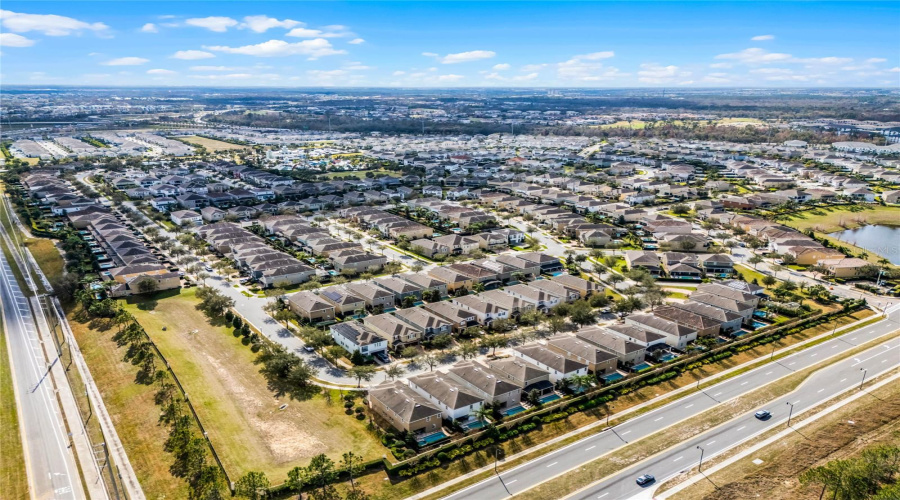 KISSIMMEE, Florida 34747, 8 Bedrooms Bedrooms, ,7 BathroomsBathrooms,Residential,For Sale,LASSO,0,MFRS5120195