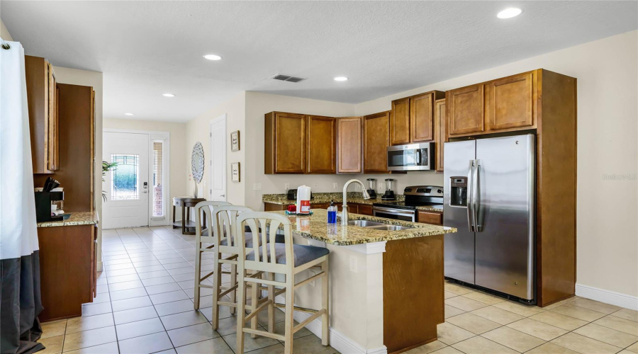KISSIMMEE, Florida 34747, 8 Bedrooms Bedrooms, ,7 BathroomsBathrooms,Residential,For Sale,LASSO,0,MFRS5120195