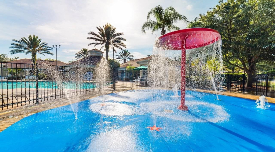 KISSIMMEE, Florida 34747, 4 Bedrooms Bedrooms, ,3 BathroomsBathrooms,Residential,For Sale,FAN PALM,MFRO6279649