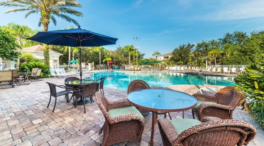KISSIMMEE, Florida 34747, 4 Bedrooms Bedrooms, ,3 BathroomsBathrooms,Residential,For Sale,FAN PALM,MFRO6279649