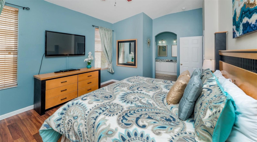 KISSIMMEE, Florida 34747, 4 Bedrooms Bedrooms, ,3 BathroomsBathrooms,Residential,For Sale,FAN PALM,MFRO6279649