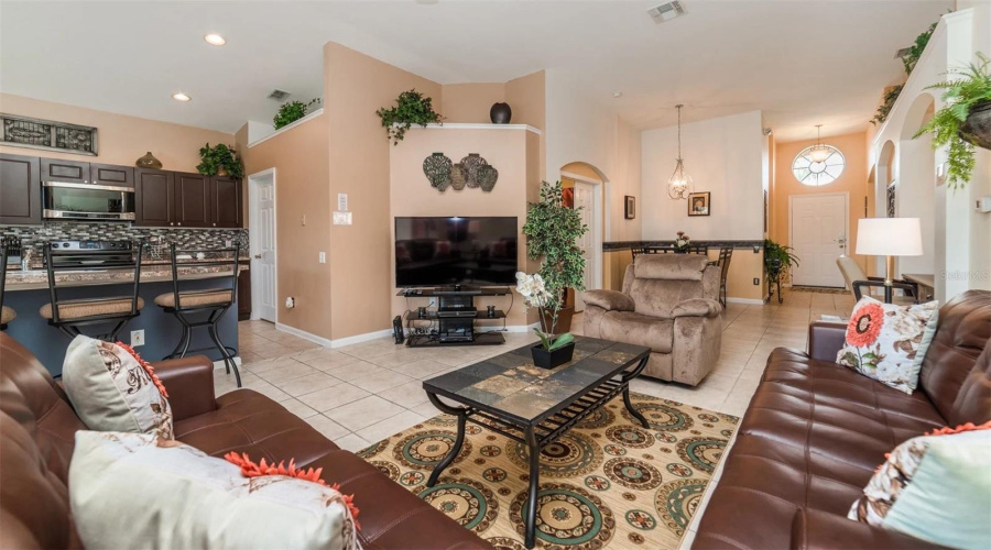 KISSIMMEE, Florida 34747, 4 Bedrooms Bedrooms, ,3 BathroomsBathrooms,Residential,For Sale,FAN PALM,MFRO6279649