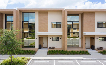 KISSIMMEE, Florida 34747, 4 Bedrooms Bedrooms, ,4 BathroomsBathrooms,Residential,For Sale,BROOKLYN,0,MFRO6225685