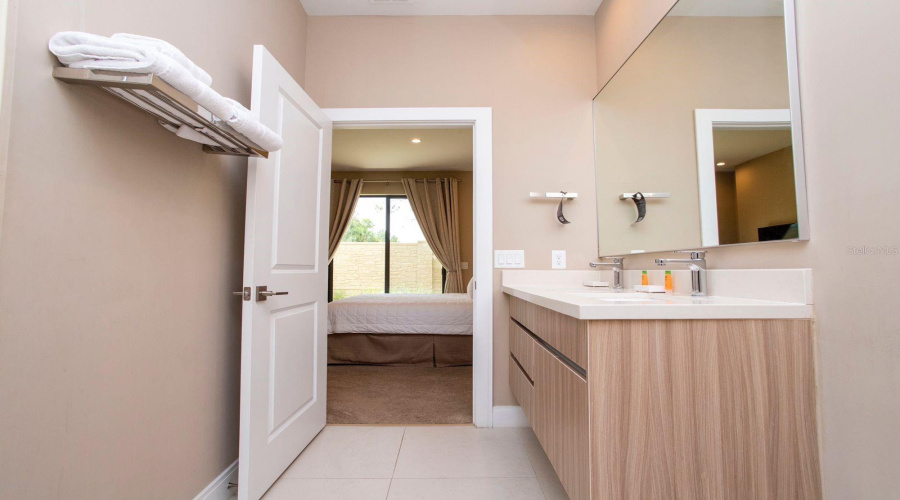 Bathroom 4