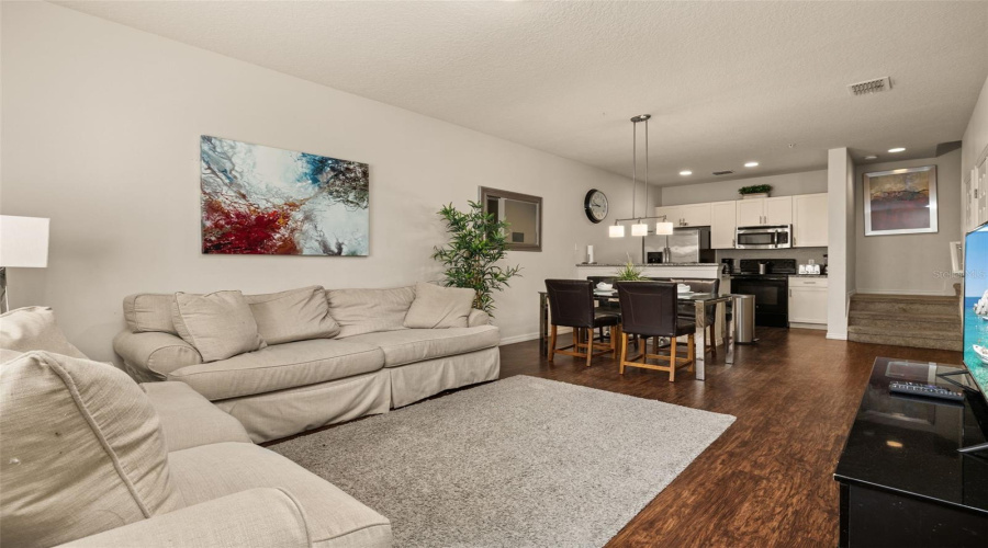 KISSIMMEE, Florida 34746, 3 Bedrooms Bedrooms, ,2 BathroomsBathrooms,Residential,For Sale,DIPLOMAT,0,MFRS5120258