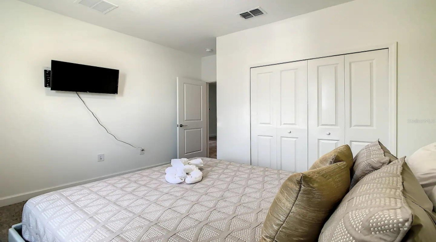 KISSIMMEE, Florida 34746, 6 Bedrooms Bedrooms, ,5 BathroomsBathrooms,Residential,For Sale,PROTAGONIST,0,MFRO6280720