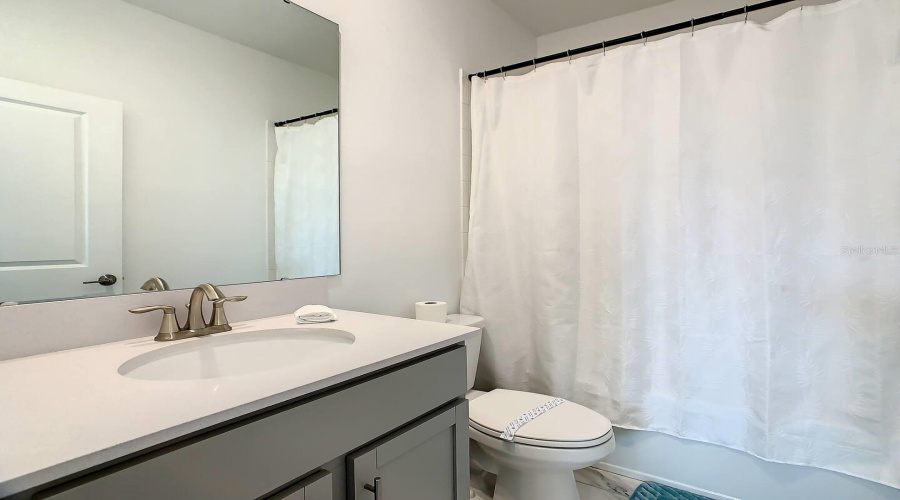 KISSIMMEE, Florida 34746, 6 Bedrooms Bedrooms, ,5 BathroomsBathrooms,Residential,For Sale,PROTAGONIST,0,MFRO6280720